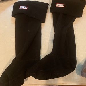 Two pairs of hunter boot socks black and gray